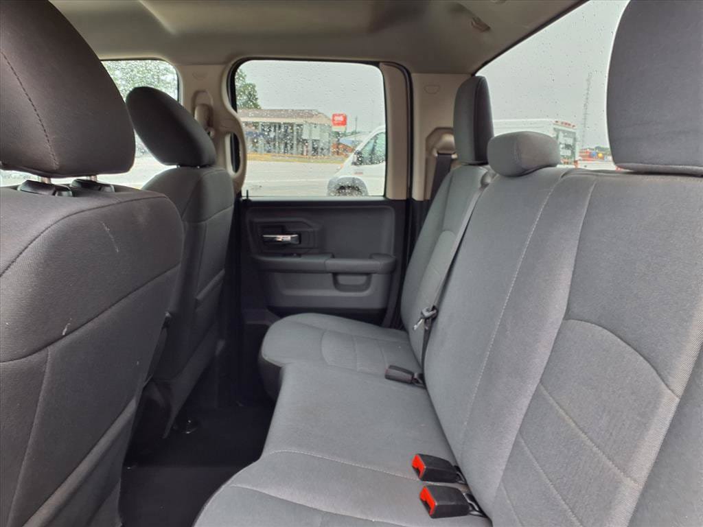 Used 2024 RAM 1500 Classic SLT AWD/4WD image 10