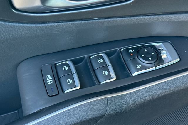 New 2026 Kia Sorento S w/ S Panoramic Sunroof Package image 13