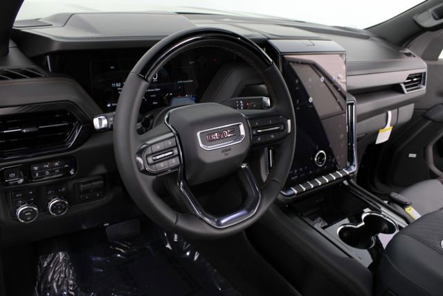 New 2026 GMC Yukon AT4 w/ AT4 Premium Plus Package AWD/4WD image 11