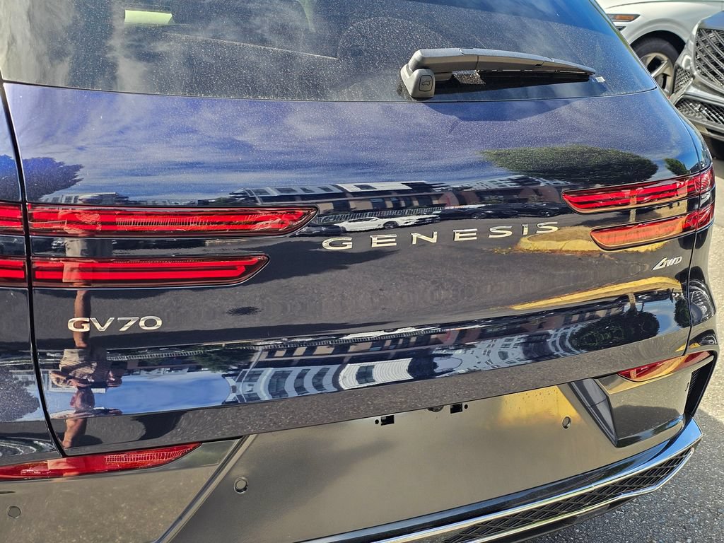 New 2026 Genesis GV70 2.5T Advanced AWD/4WD image 25