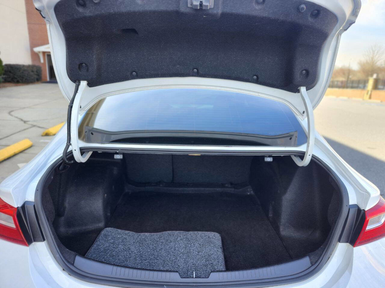 Used 2016 Chevrolet Malibu LS image 12