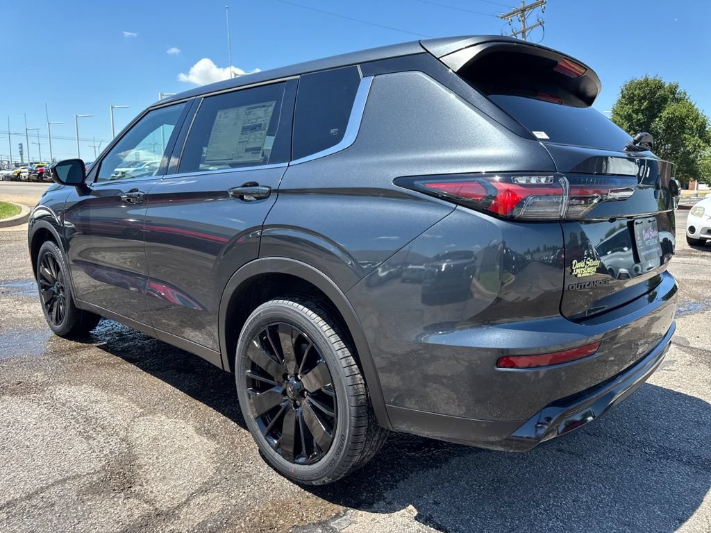 New 2026 Mitsubishi Outlander LE FWD image 6