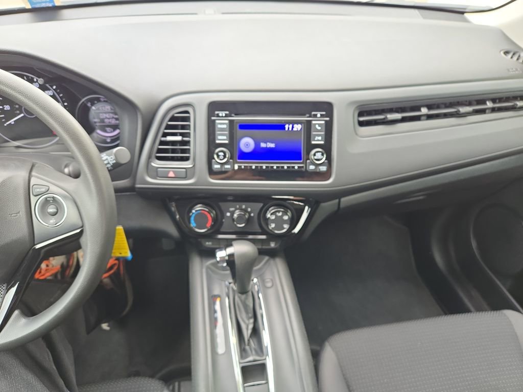 Certified 2021 Honda HR-V LX image 17