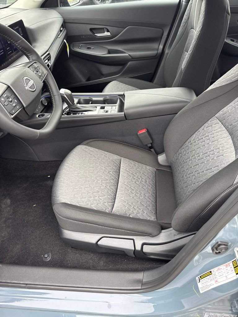 New 2026 Nissan Sentra SV w/ SV Convenience Package FWD image 9