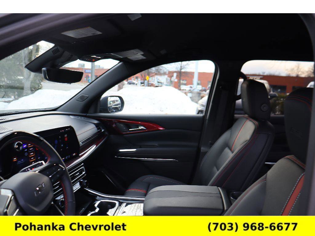 Used 2026 Chevrolet Traverse RS w/ LPO, Floor Liner Package FWD image 21