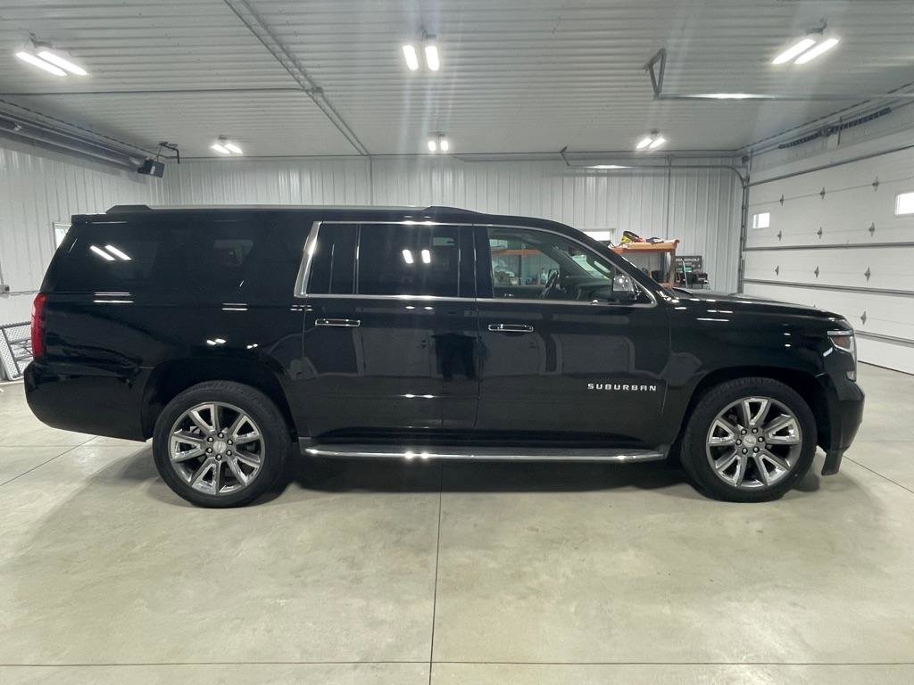 Used 2018 Chevrolet Suburban Premier image 7