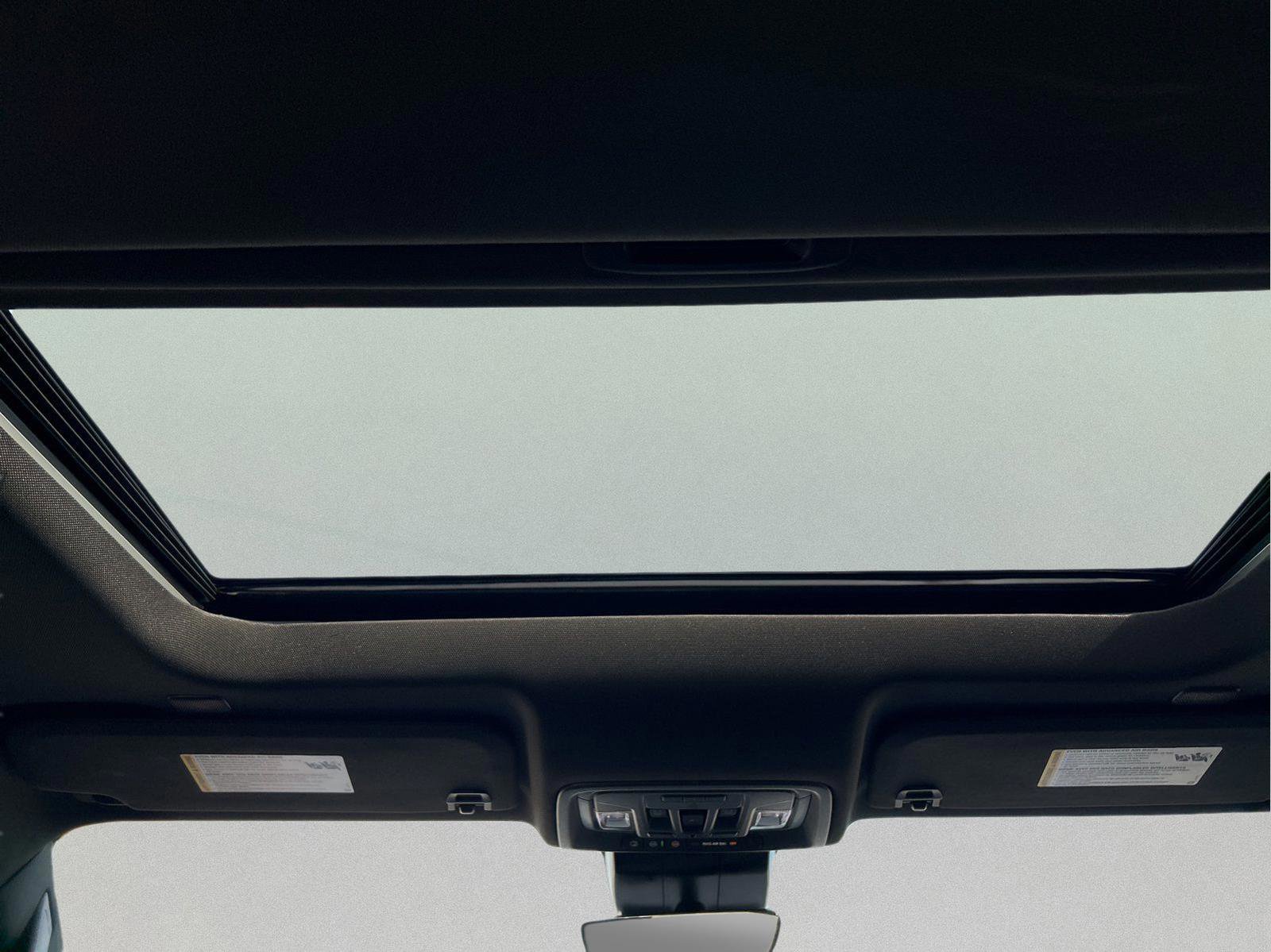 Used 2025 Chevrolet Silverado 1500 High Country w/ High Country Premium Package image 33