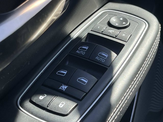 Used 2021 RAM 1500 Limited w/ Night Edition AWD/4WD image 32