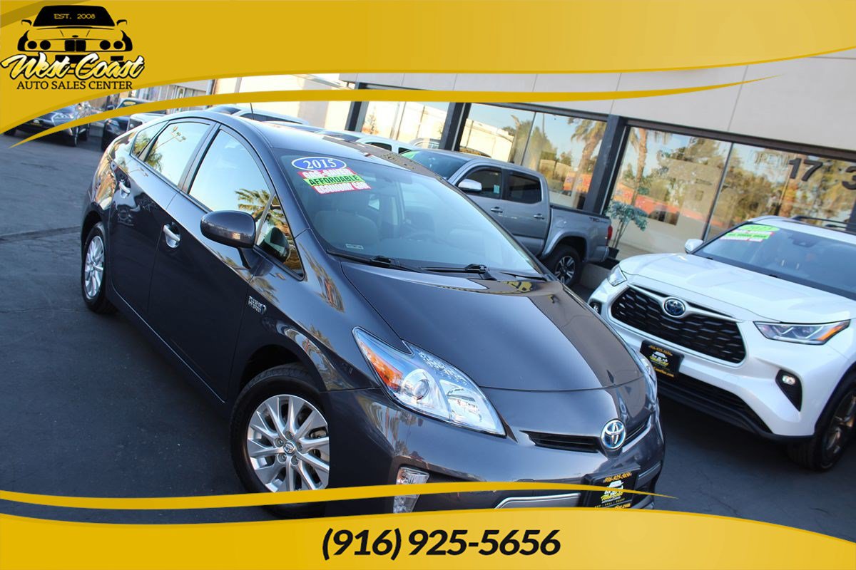 Used 2015 Toyota Prius Prime Plug-In Hybrid FWD image 1