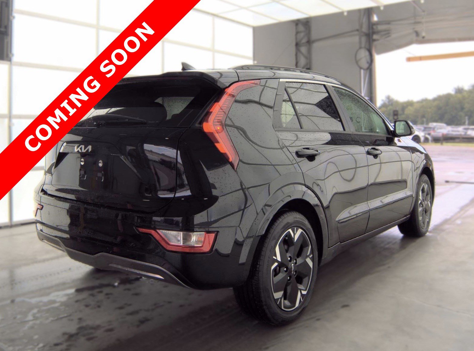 Used 2023 Kia Niro Wind w/ Wind Preserve Package FWD image 5