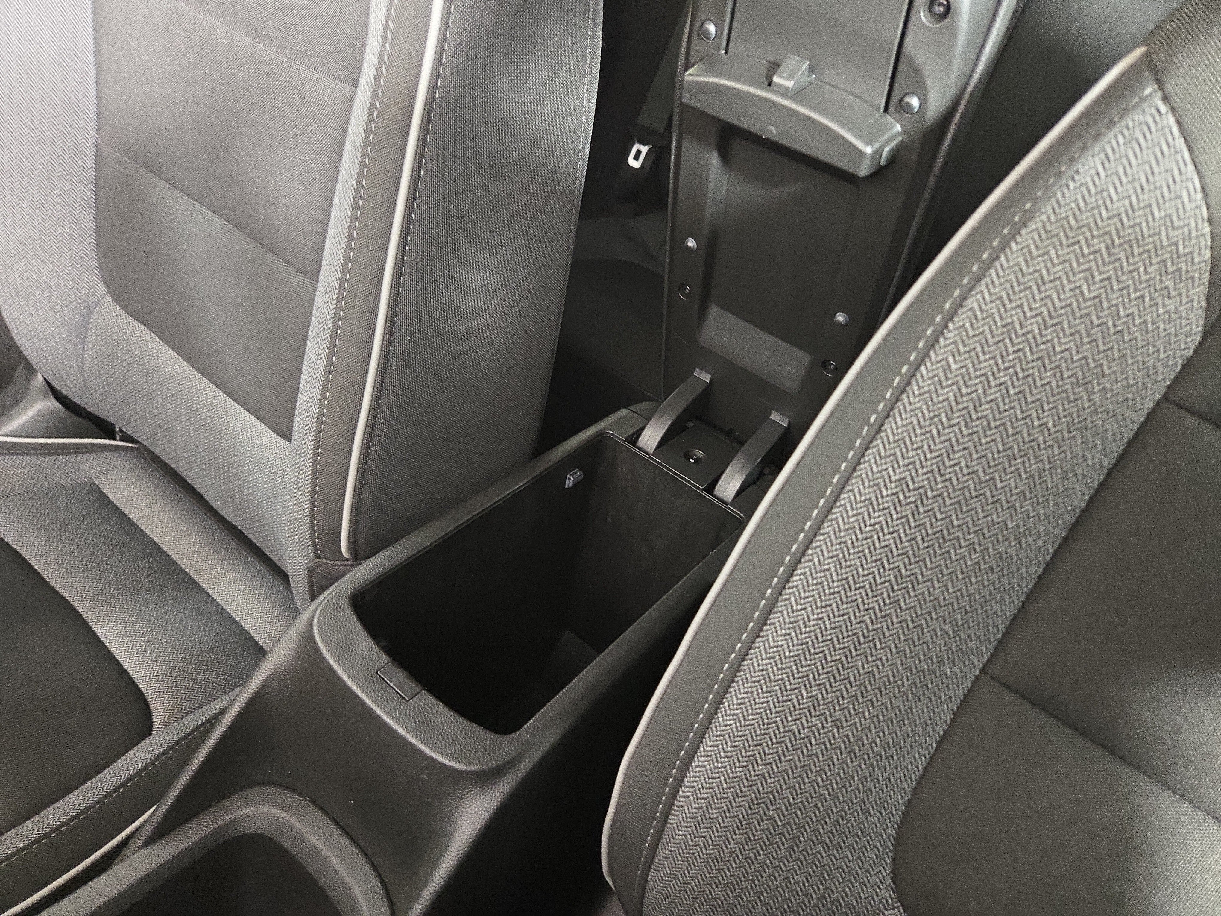 Used 2021 Chevrolet TrailBlazer LT w/ Convenience Package FWD image 27