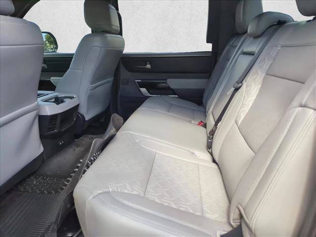 Used 2025 Toyota Tundra Limited AWD/4WD image 10