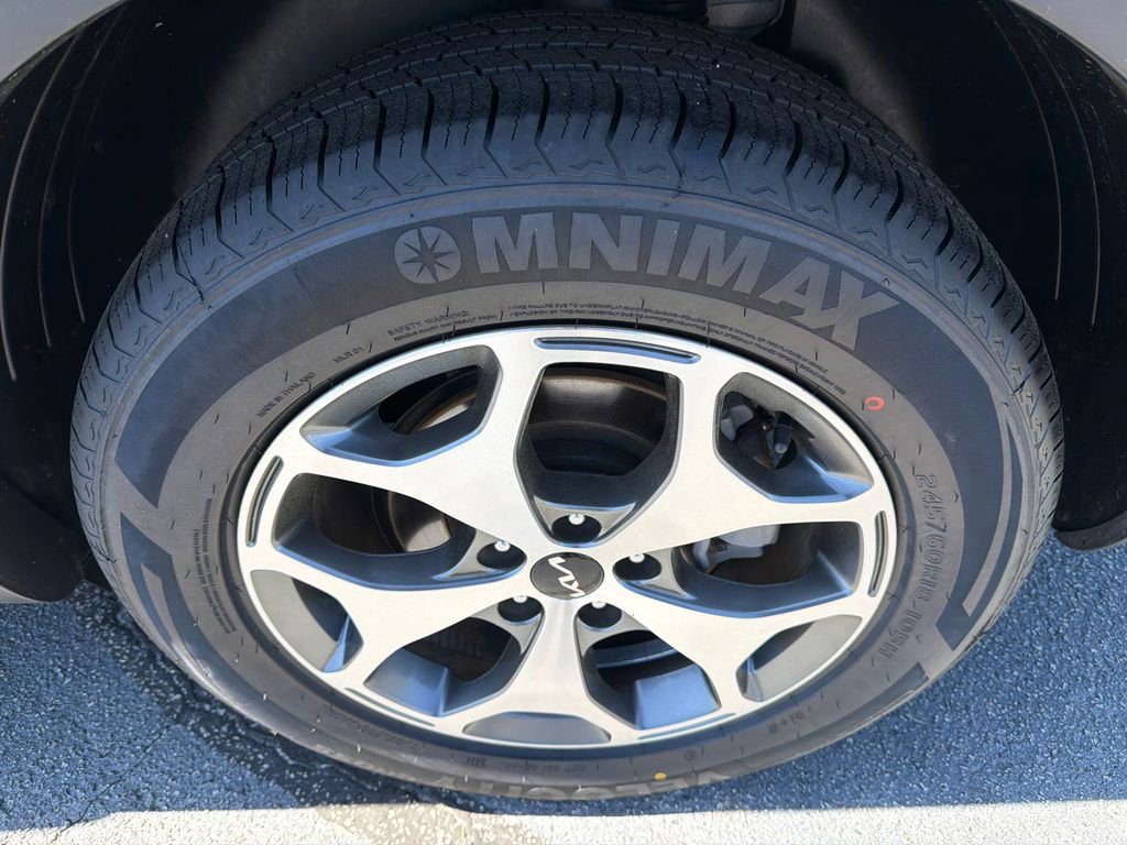 Used 2022 Kia Telluride EX image 20