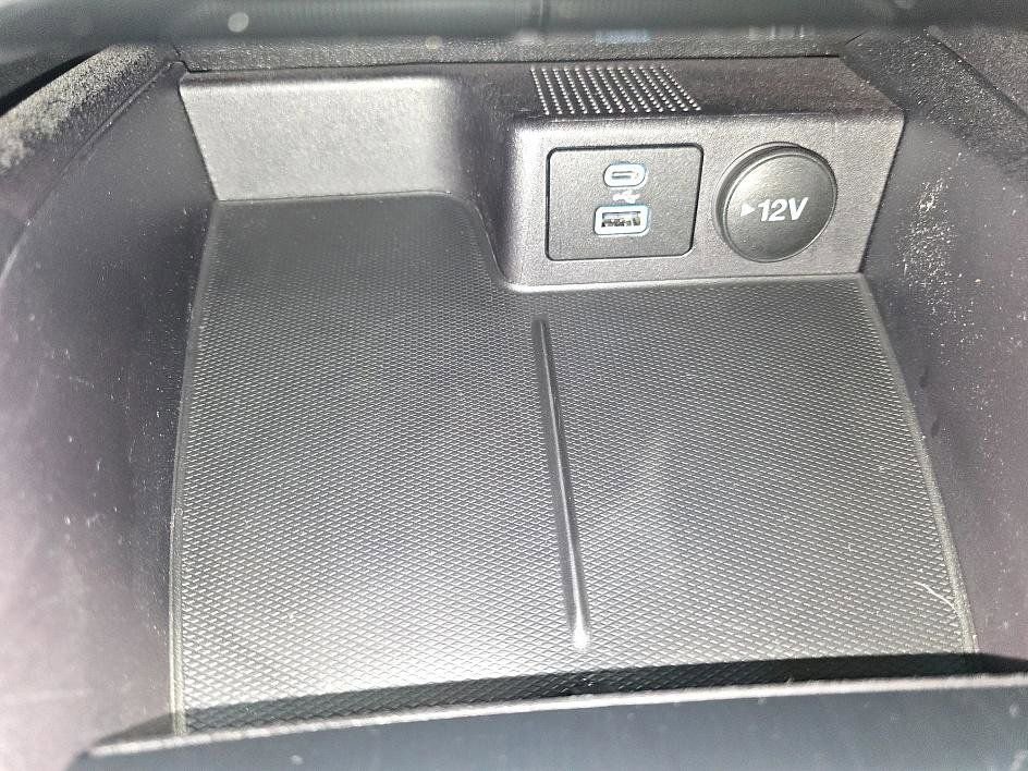 Used 2022 Ford Escape SE w/ Convenience Package image 22