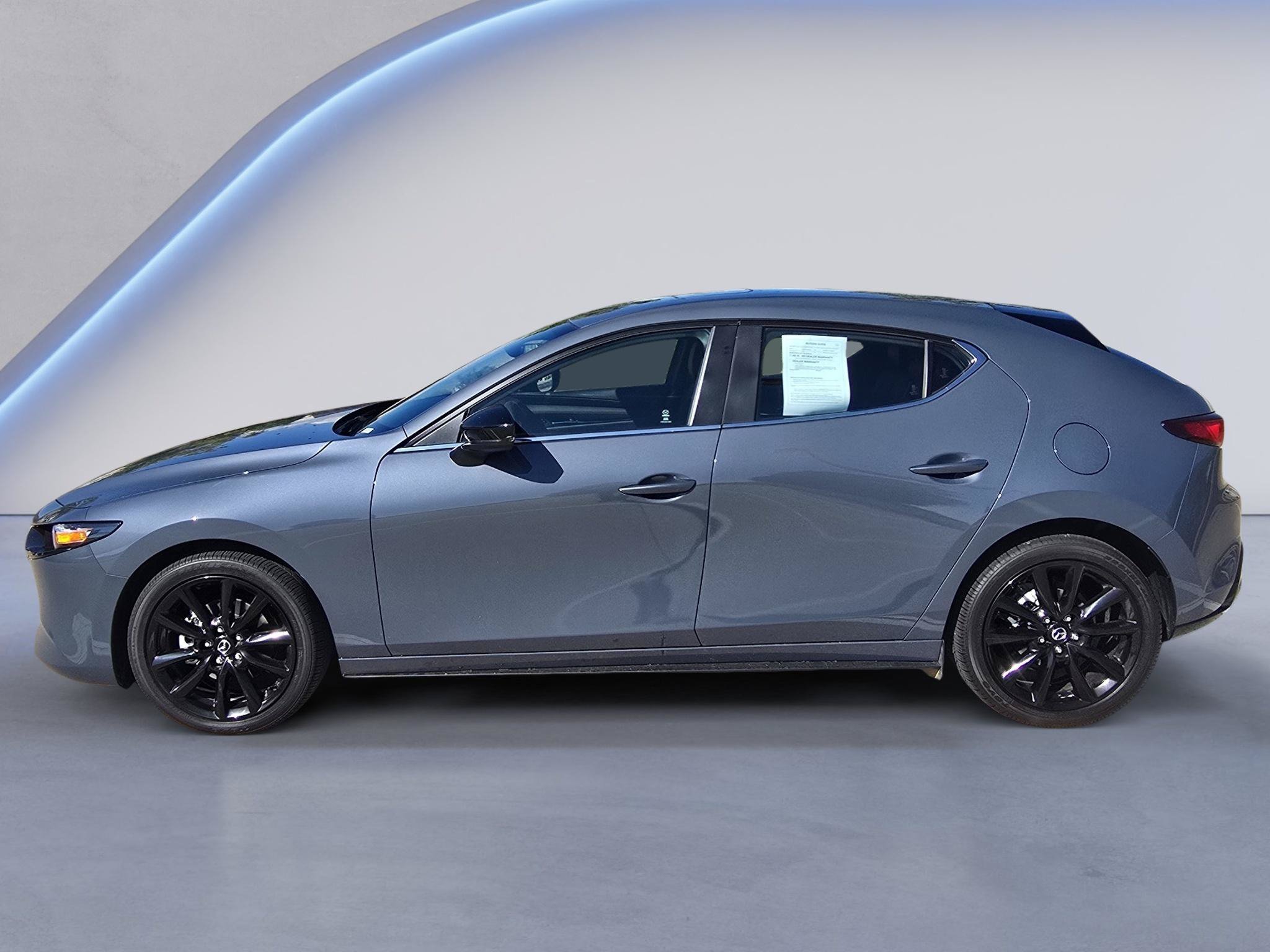 Used 2026 MAZDA MAZDA3 Carbon AWD/4WD image 2