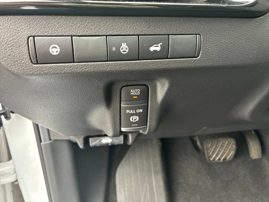 Certified 2025 Nissan Murano SL AWD/4WD image 22