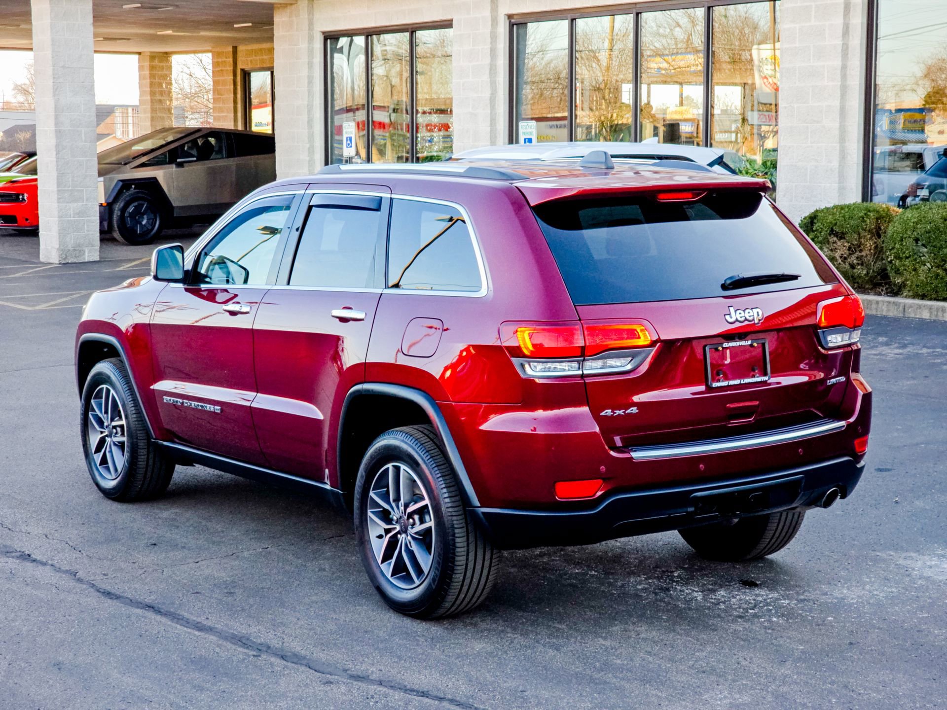 Used 2022 Jeep Grand Cherokee Limited image 14