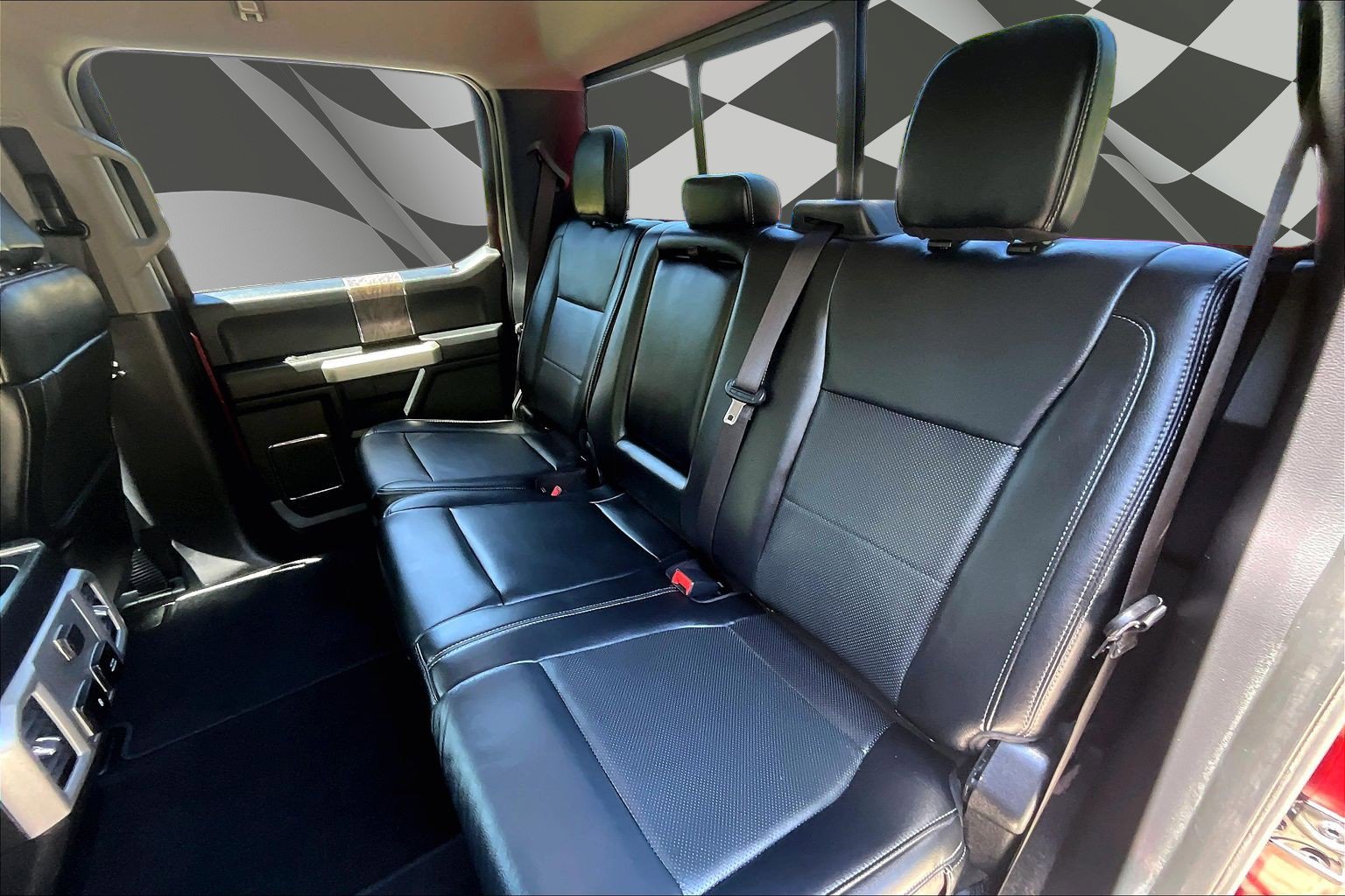 Used 2019 Ford F250 Lariat w/ Lariat Value Package AWD/4WD image 26