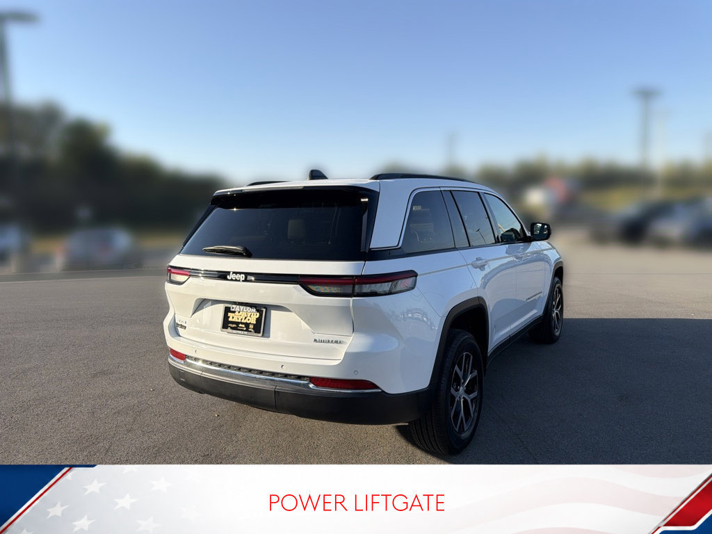 Used 2025 Jeep Grand Cherokee Limited AWD/4WD image 9