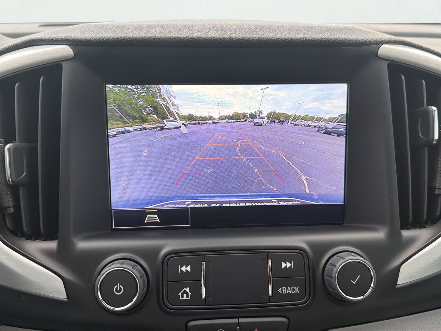Certified 2024 GMC Terrain SLE w/ Driver Convenience Package FWD image 28