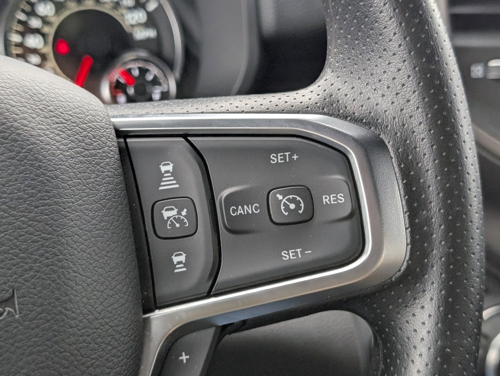 Used 2025 RAM 1500 Classic Warlock image 25