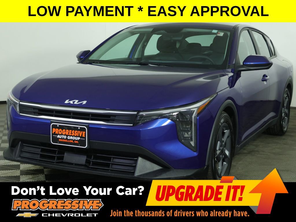 Used 2025 Kia K4 LXS image 1