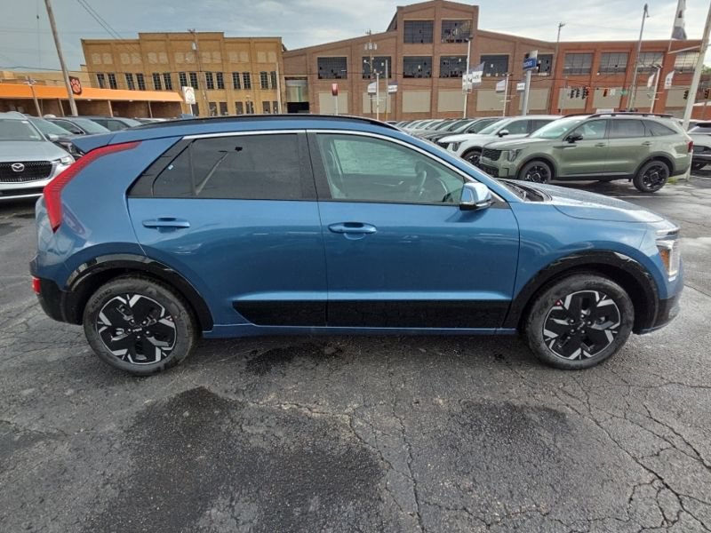 New 2026 Kia Niro Wind FWD image 8