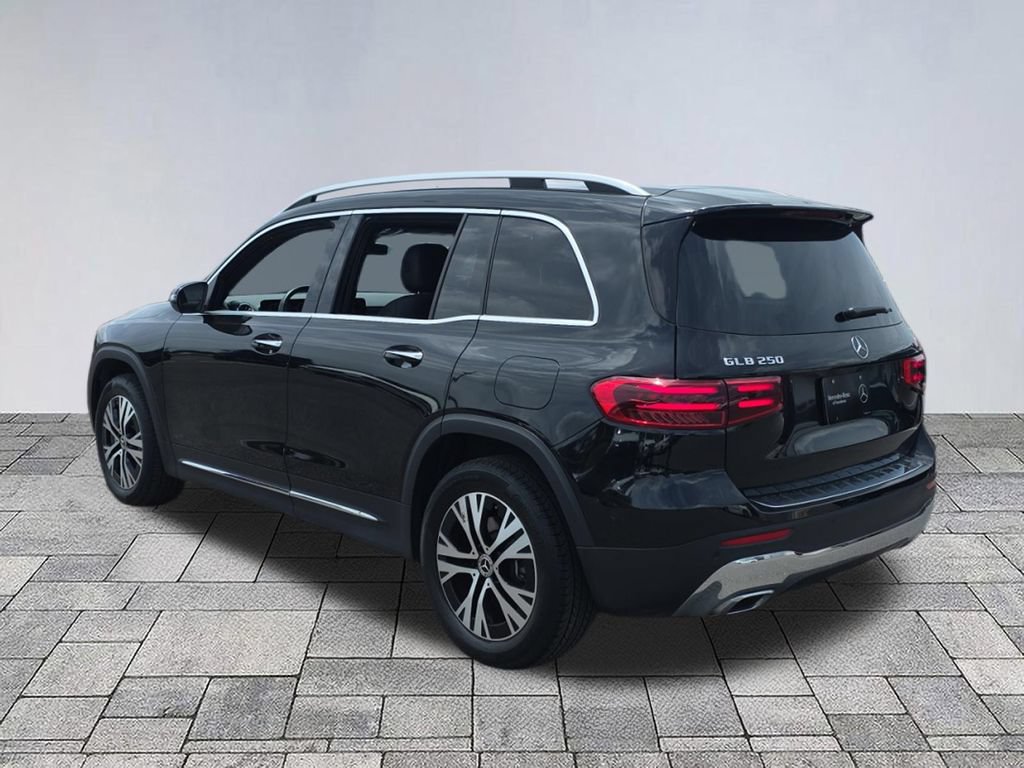 Certified 2025 Mercedes-Benz GLB 250 image 5