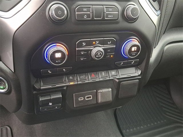 Used 2021 Chevrolet Silverado 1500 RST image 15