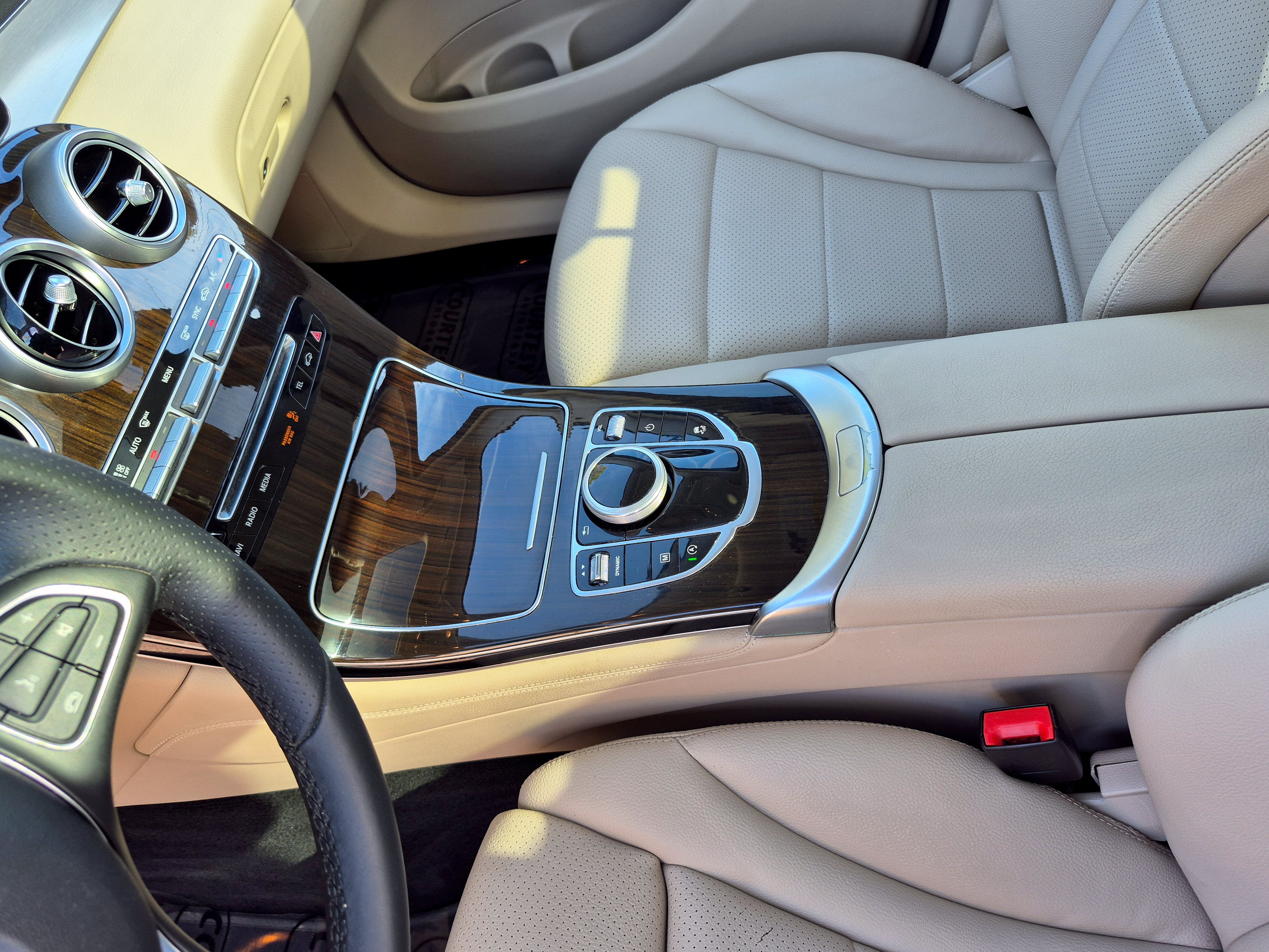 Used 2017 Mercedes-Benz GLC 300 image 22