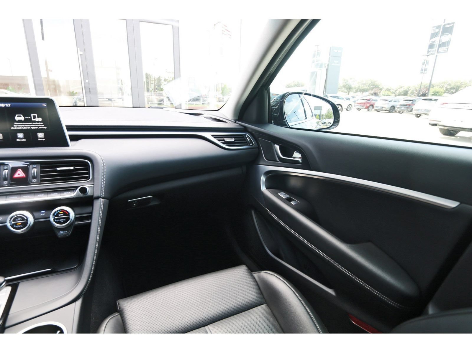 Used 2021 Genesis G70 2.0T RWD image 12