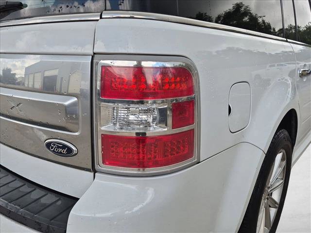 Used 2016 Ford Flex Limited FWD image 13