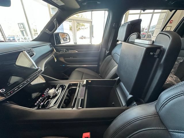 New 2026 Jeep Grand Wagoneer Summit AWD/4WD image 24