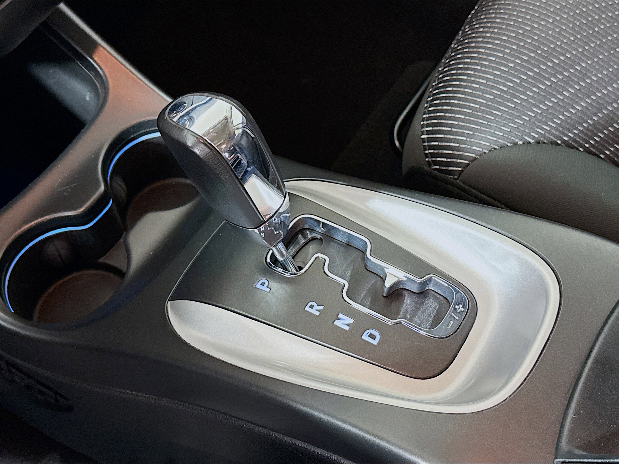 Used 2020 Dodge Journey SE w/ SE Popular Equipment Group image 19