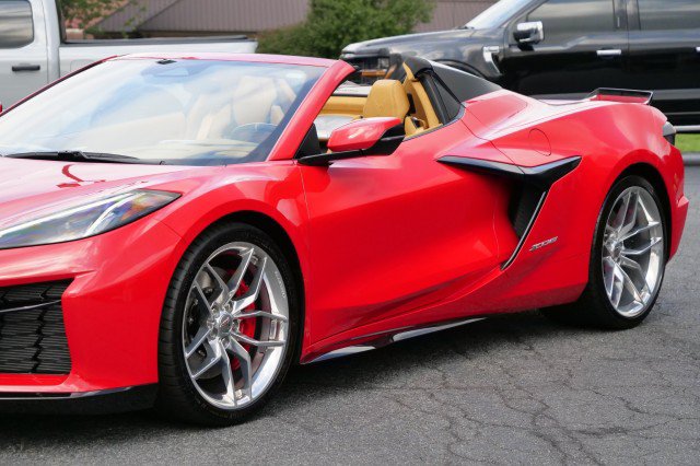 Used 2026 Chevrolet Corvette Z06 RWD image 59