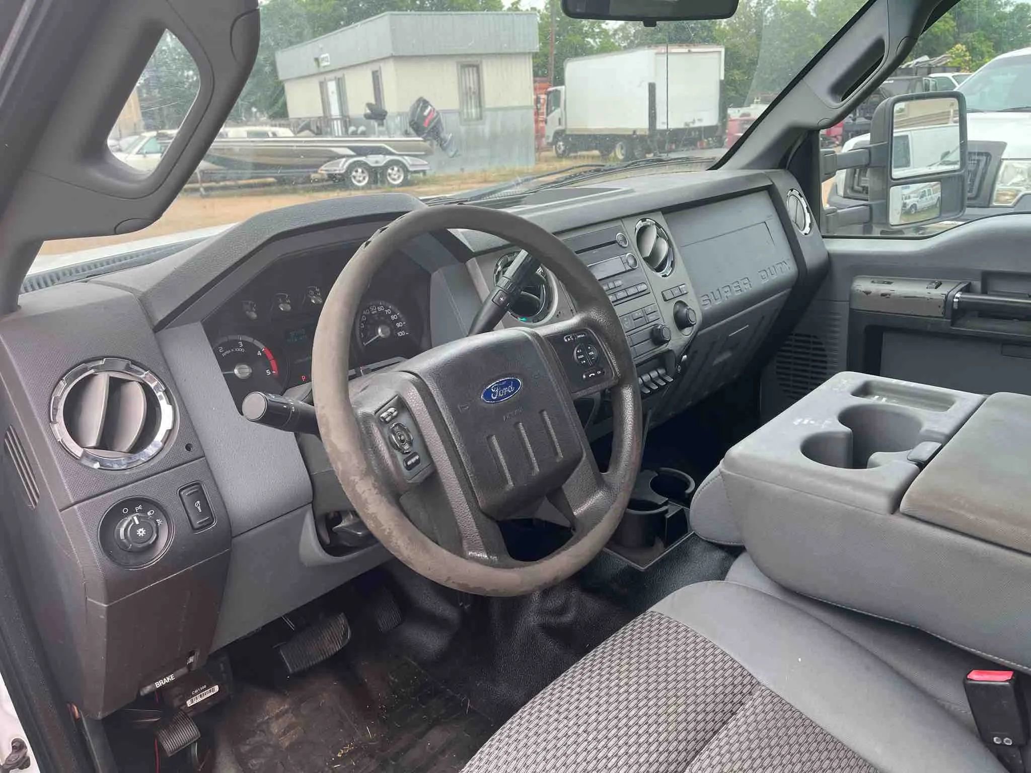 Used 2013 Ford F350 XLT w/ Ambulance Preparation Pkg RWD image 8