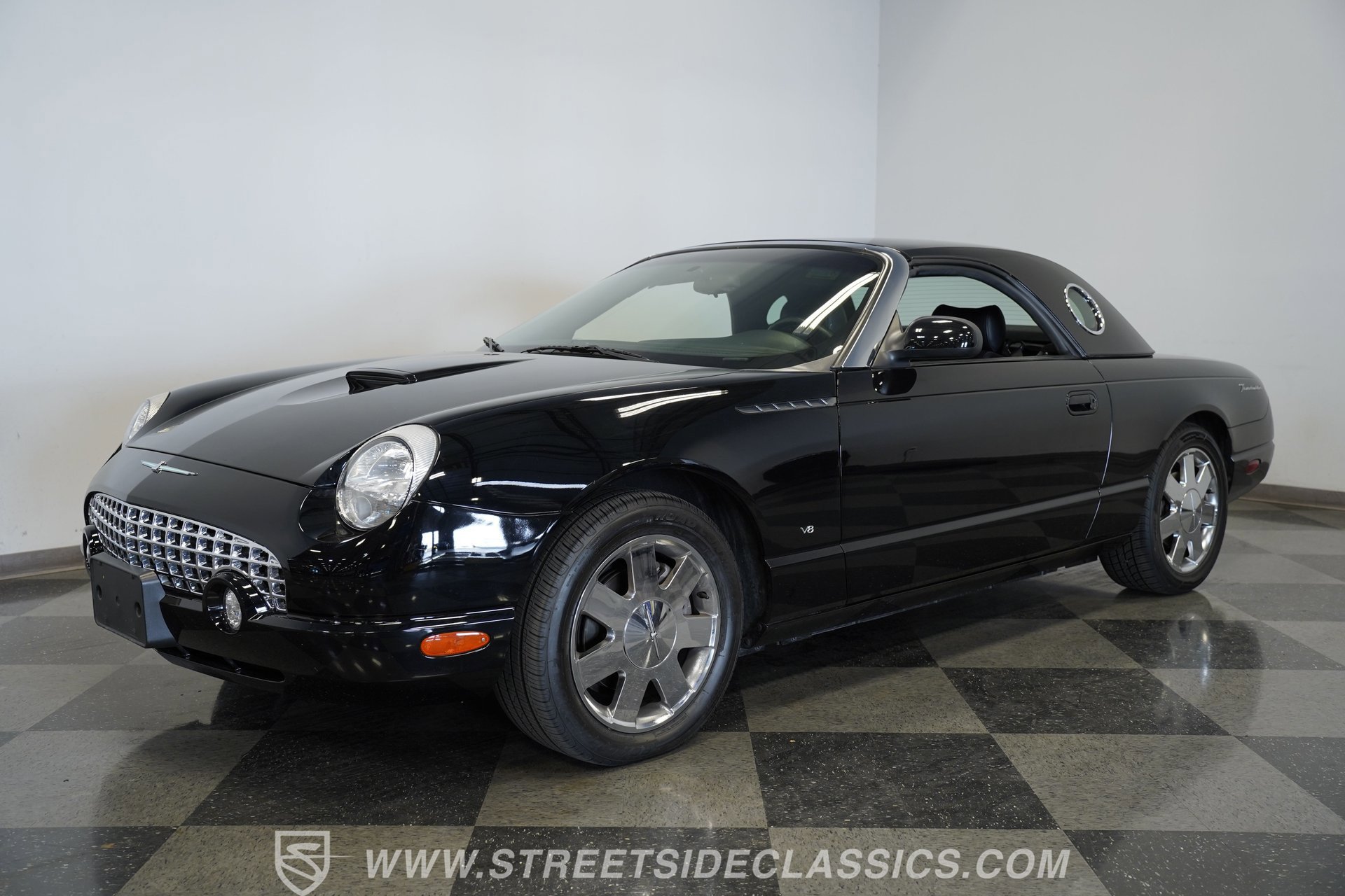 Used 2003 Ford Thunderbird RWD image 27