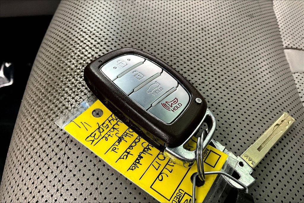 Used 2017 Hyundai Sonata Limited w/ Ultimate Package 02 image 11