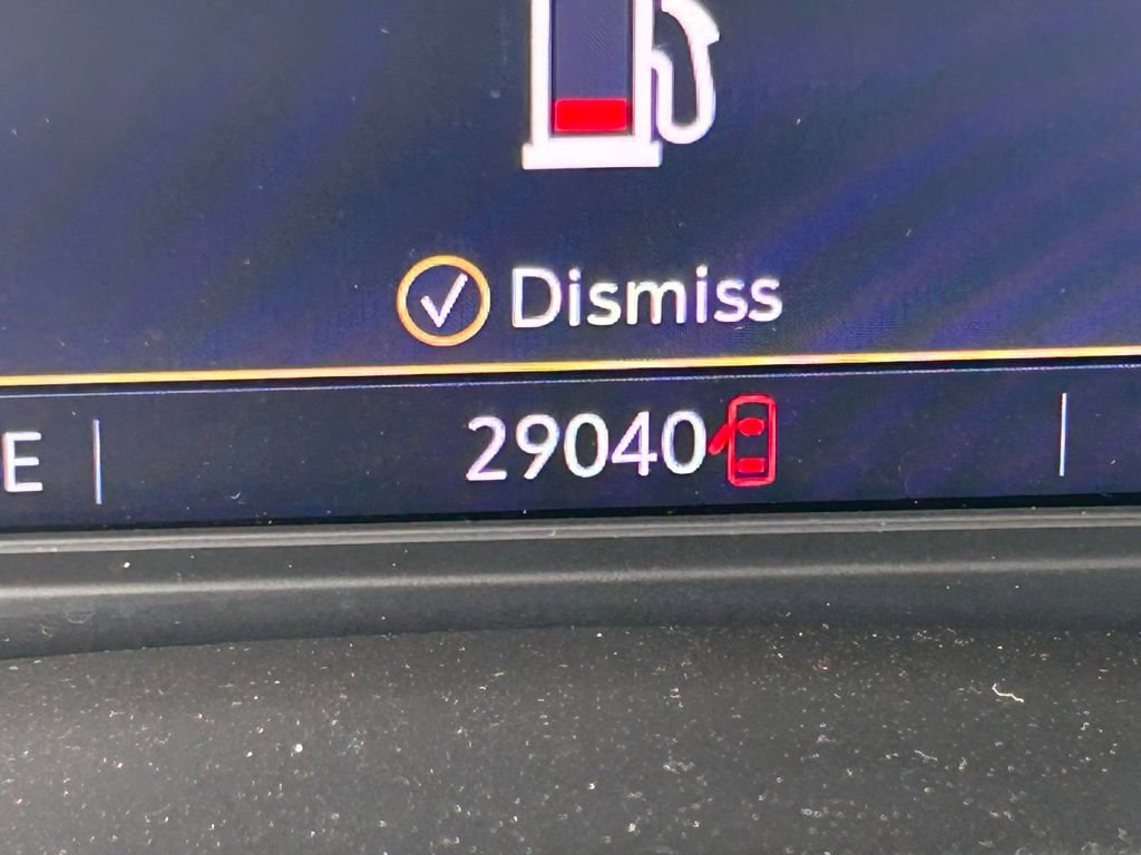 Used 2023 Buick Enclave Essence w/ Experience Buick Package image 20