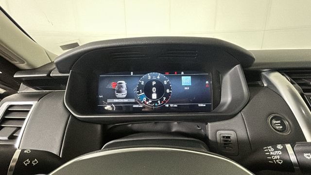 Used 2024 Land Rover Discovery S AWD/4WD image 17