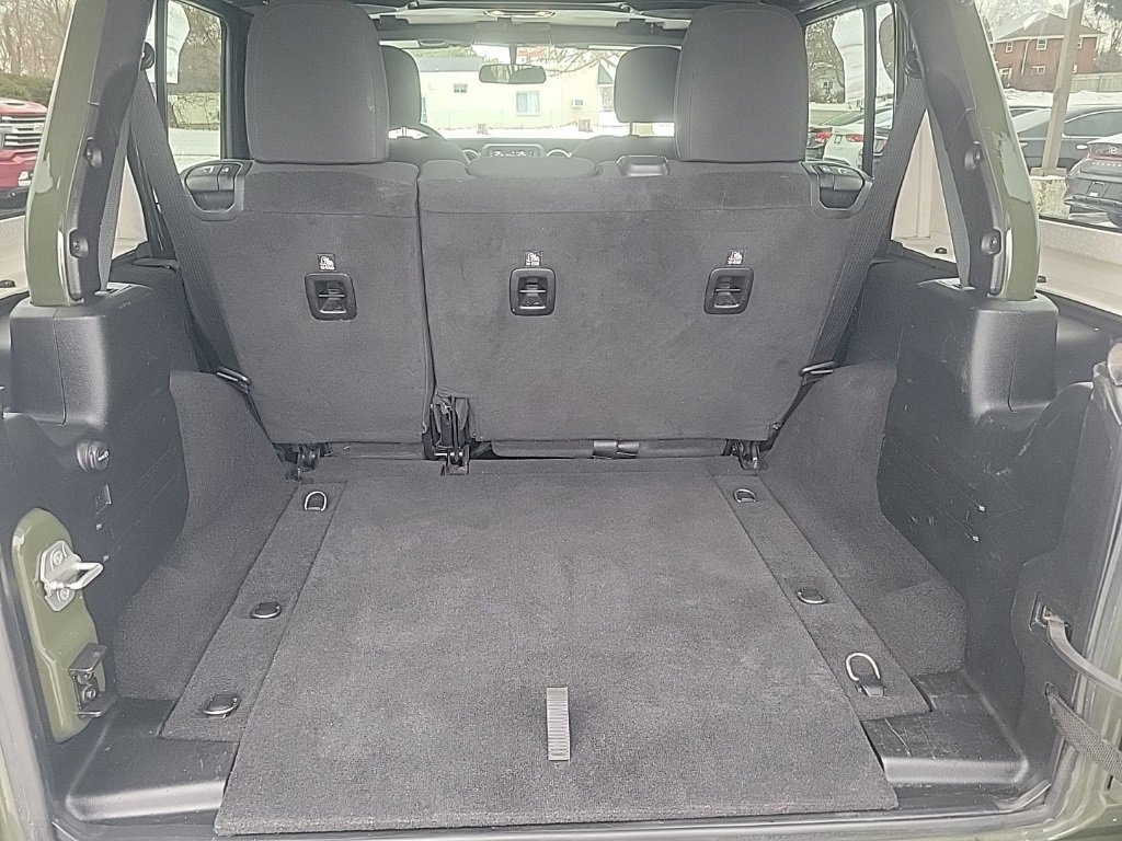 Used 2021 Jeep Wrangler Unlimited Sport image 27