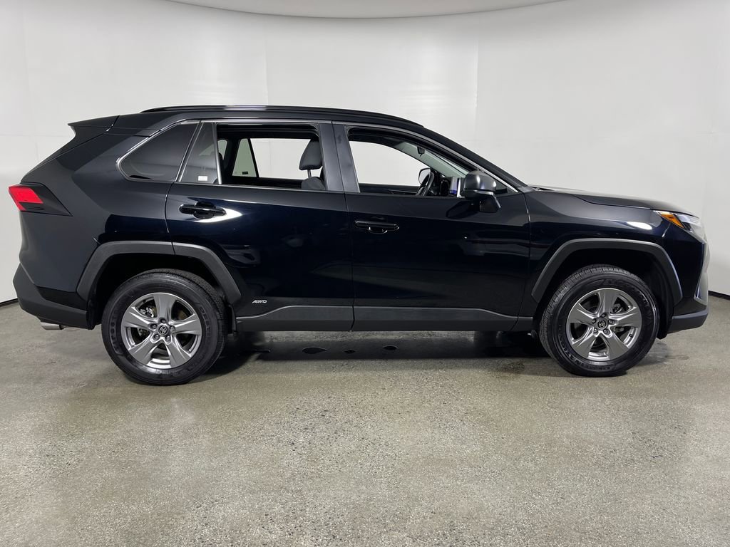Certified 2025 Toyota RAV4 LE AWD/4WD image 2