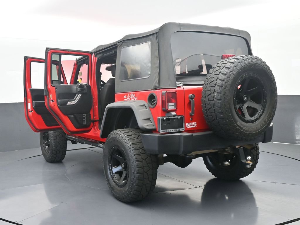 Used 2014 Jeep Wrangler Unlimited Rubicon image 78