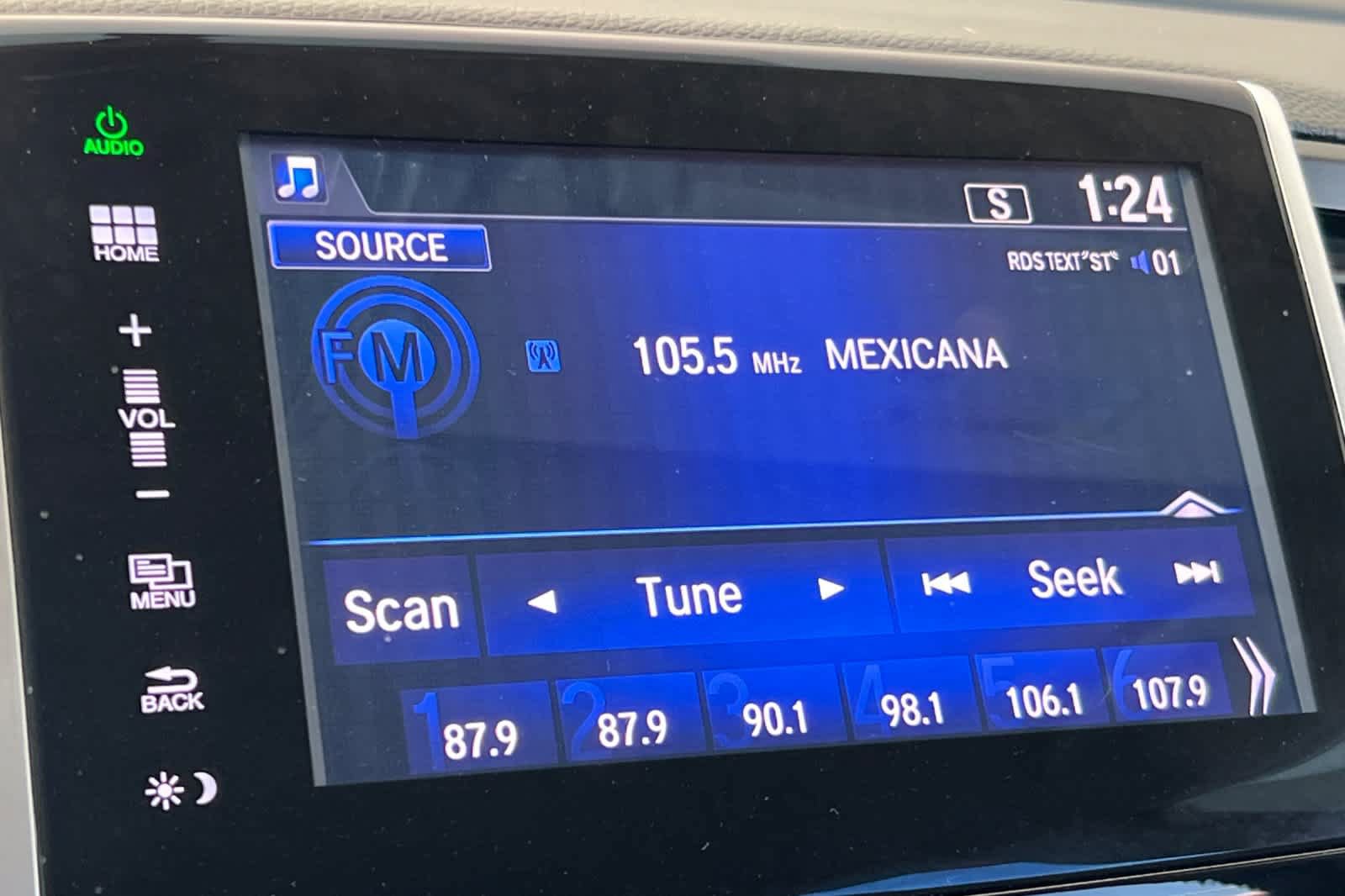 Used 2016 Honda Pilot EX image 21