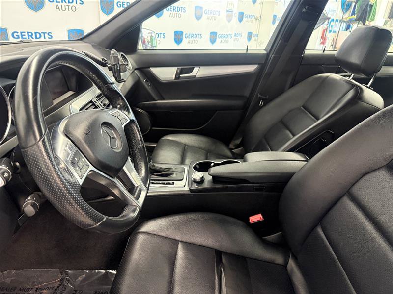 Used 2014 Mercedes-Benz C 250 Sedan image 9