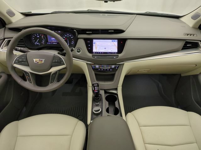 Certified 2024 Cadillac XT5 Premium Luxury w/ Technology Package AWD/4WD image 24