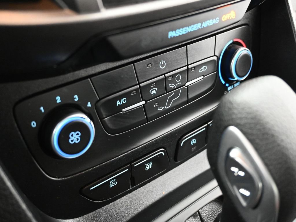 Used 2023 Ford Transit Connect XL image 15