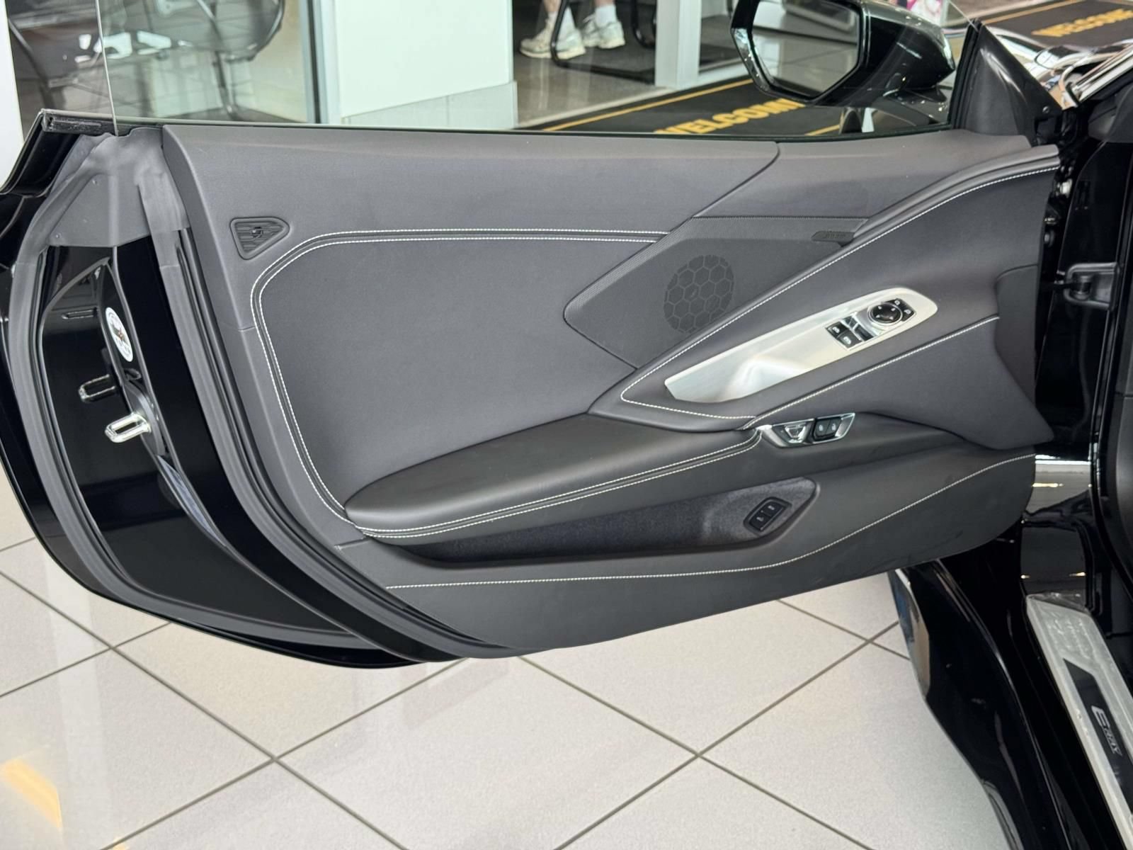 Used 2025 Chevrolet Corvette E-Ray AWD/4WD image 20