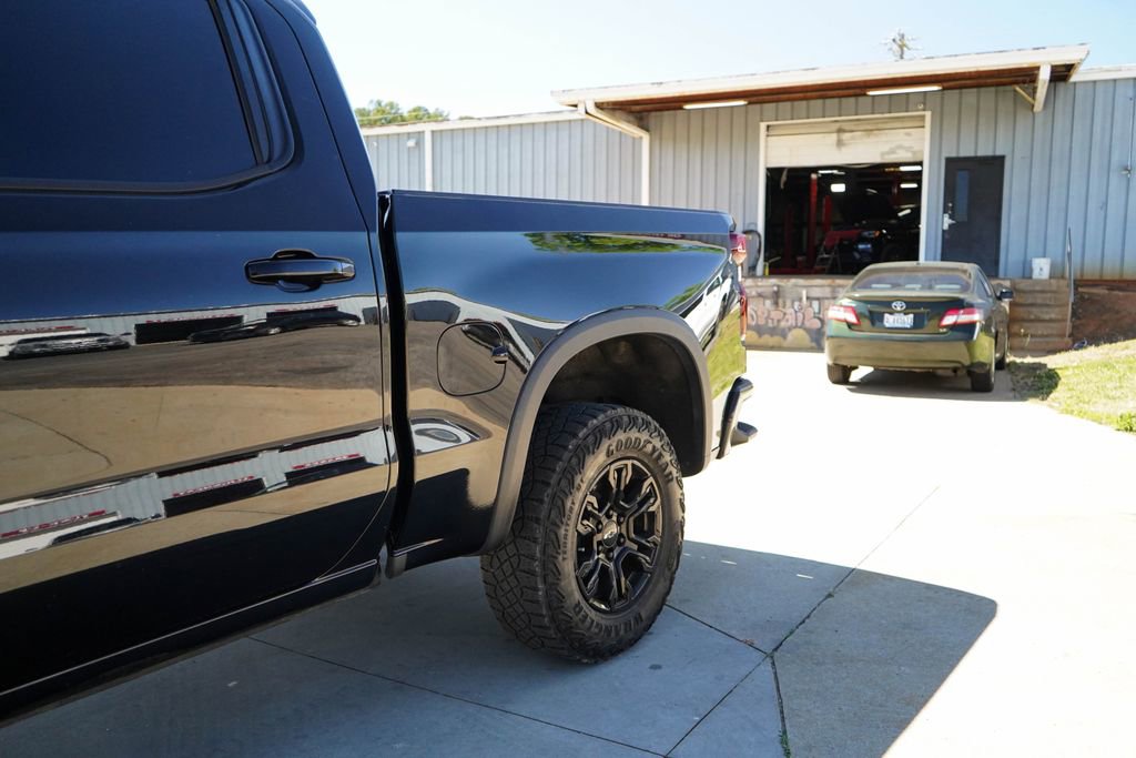 Used 2022 Chevrolet Silverado 1500 ZR2 w/ Technology Package AWD/4WD image 23