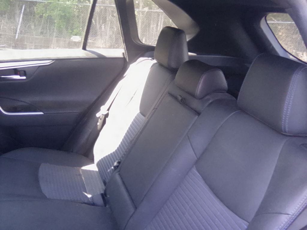 Used 2021 Toyota RAV4 XSE AWD/4WD image 11